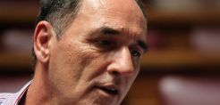 Υποσχέσεις Σταθάκη για προώθηση της ενεργειακής αναβάθμισης των κατοικιών