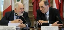 Δείτε ολόκληρο το βίντεο της κοινής συνέντευξης τύπου Σταθάκη - Κανιέτε