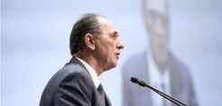 Στη Μόσχα ο Σταθάκης - Επαφές με τη ρωσική κυβέρνηση και τη Gazprom