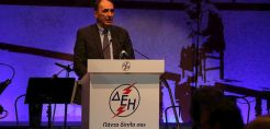 Σταθάκης: Αντλούμε αισιοδοξία για τις μάχες που είναι σε εξέλιξη από τη Μάχη της Ηλεκτρικής