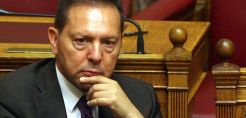 Στουρνάρας: Η ΔΕΗ να συνεχίσει να εισπράττει το τέλος
