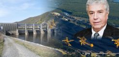 Τρεμοπαίζει η λάμπα της ΔΕΗ - Κλοιός από NOME, ΑΔΜΗΕ, απώλεια μεριδίων, φέσια, λήξεις δανείων