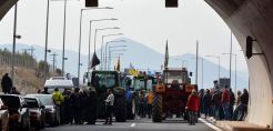 ΔΕΗ και μπλόκα πιέζουν την κυβέρνηση για το ρεύμα, το πετρέλαιο και την άρδευση των αγροτών