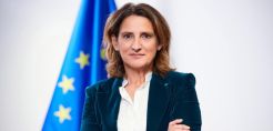 Νέους κανόνες στις κρατικές ενισχύσεις των ΑΠΕ και των υποδομών προτείνει η Κομισιόν