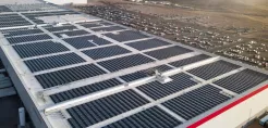 Tesla: Από το Palo Alto στην... Αγία Παρασκευή