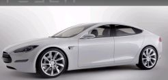 H Tesla Motors «ανοίγει» τις ευρεσιτεχνίες της για ηλεκτρικά οχήματα