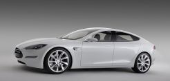 Οι Έλληνες της Tesla και πως η εταιρεία αποφάσισε να δημιουργήσει ερευνητική βάση στη χώρα μας