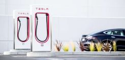Σε λίγες ημέρες τα εγκαίνια του Service Center της Tesla στην Αττική