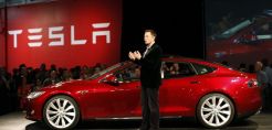 Έρχεται στην Ελλάδα η Tesla – Ίδρυσε εταιρεία και ανοίγει γραφείο R&amp;D 