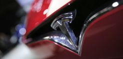 Tesla: Συζητήσεις για κατασκευή εξαρτημάτων στην Ινδία