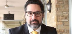 Θ. Τσακίρης: Μπορούν να συνυπάρξουν ΑΠΕ και υδρογονάνθρακες;