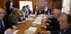 Τσακαλώτος: Τελευταία θα κλείσουν τα ενεργειακά με πώληση μονάδων και διακράτηση του 51% της ΔΕΗ από το Δημόσιο