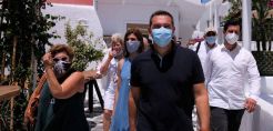 Τσίπρας: Δεν μπορεί να συνεχιστεί η βενζίνη στα 2,5 ευρώ, ο πληθωρισμός στο 11% και το εισόδημα να συρρικνώνεται 