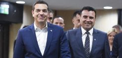 Στα Σκόπια ο Τσίπρας με 70 Έλληνες επιχειρηματίες, ανάμεσά τους και οι κορυφαίοι ενεργειακοί όμιλοι