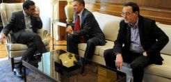 Με τα μάτια στο επικείμενο πρόστιμο των Βρυξελλών ήρθε και… απήλθε ο Μίλερ στην Αθήνα