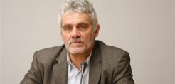 Τσιρώνης: Πώς θα φέρουμε επενδυτές «γκρεμίζοντας» την Αθήνα