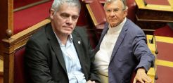 Η κυβέρνηση προσκαλεί επενδυτές στην έρευνα υδρογονανθράκων και οι... κυβερνητικοί οικολόγοι τους διώχνουν