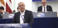 Μανιάτης προς Κομισιόν: Γιατί δεν έχει ανατεθεί ακόμα η μελέτη για το καλώδιο GSI