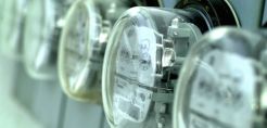 Στο «μικροσκόπιο» της ΡΑΕ τα τιμολόγια και η φερεγγυότητα των εναλλακτικών παρόχων ηλεκτρισμού 