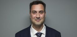 Χρέη διευθυντή του εργοστασίου της Schneider Electric στα Οινόφυτα
