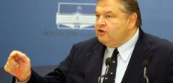 Πρόσκληση Βενιζέλου σε Άραβες να επενδύσουν σε ΔΕΠΑ, ΔΕΣΦΑ, ΕΛΠΕ και ΑΠΕ