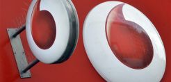 Έκλεισε το deal Vodafone - HOL