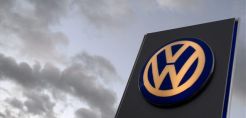 Επτά λόγοι που το «Volksgate» είναι μεγαλύτερο της Enron