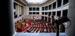 Στις 6 το απόγευμα ξεκινάει η συζήτηση της πρότασης μομφής στην Ολομέλεια της Βουλής