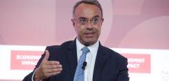 Σταϊκούρας: Ανάγκη για ευρωπαϊκούς πόρους, για γρήγορη πράσινη μετάβαση και αντιμετώπιση των συνεπειών της κλιματικής αλλαγής