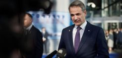 Μητσοτάκης: Θα στείλουμε ένα πολύ ξεκάθαρο μήνυμα σήμερα ότι η Συμμαχία μας είναι απόλυτα ενωμένη στο ζήτημα της στήριξης της Ουκρανίας