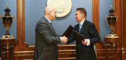 Μνημόνιο συνεργασίας Gazprom-Eni για τη νότια όδευση και το αέριο προς Ιταλία