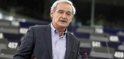 Χουντής: Αντί να ψάχνει για πολιτικό σαμποτάζ στις αποκοπές ρεύματος, η κυβέρνηση να ενημερώσει για ΑΔΜΗΕ