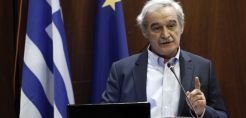 Χουντής: Τζογάρει η κυβέρνηση το δημόσιο χαρακτήρα του ΑΔΜΗΕ