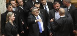 Επεισοδιακή η συζήτηση επερώτησης της Χ.Α για ΑΟΖ και κοιτάσματα