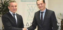 ΑΔΜΗΕ: Υπεγράφη η σύμβαση με ΕΛΚΑ-Fulgor - Θωρακίζει Πάρο, Νάξο, Μύκονο