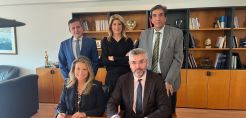 Μνημόνιο Συνεργασίας υπέγραψαν ΡΑΑΕΥ και Επιτροπή Κεφαλαιαγοράς
