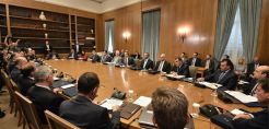 Αποθήκευση, offshore αιολικά, αδειοδοτικό των ΑΠΕ και κλιματικός νόμος: Τι προβλέπουν τα νομοσχέδια που παρουσιάζει σήμερα στο Υπουργικό ο Σκρέκας