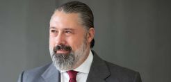 Πέραν του Marketing - Επικοινωνίας, ο Μάνος Εξαρχουλάκος αναλαμβάνει και Εμπορικός Διευθυντής στη ΖeniΘ