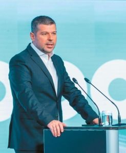 ΔΕΗ: Νέο deal για ΑΠΕ άνω των 2 GW σε Πολωνία και Ουγγαρία - Εξαγοράζει το χαρτοφυλάκιο που έχει η Γερμανική ABO Energy στις δύο χώρες