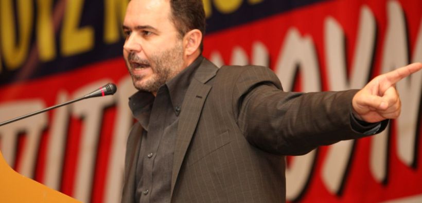 Νίκος Φωτόπουλος : "Να πουλήσουν τις βίλες τους και τα κότερά τους, όχι τη ΔΕΗ"