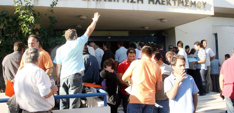 Τις 4.200 έχουν φτάσει οι αιτήσεις αγροτικών φωτοβολταικών