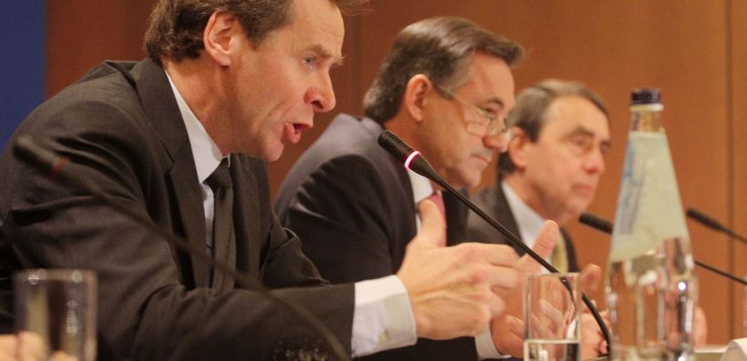Άμεση πώληση του ΑΔΜΗΕ, πάγωμα στα φωτοβολταϊκά - Ολόκληρο το «νέο μνημόνιο» για την ενέργεια
