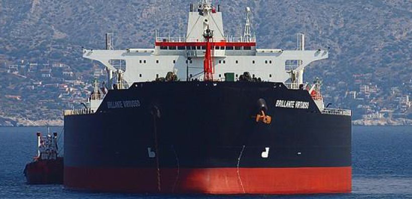 Έλληνας πλοιοκτήτης κατηγορείται ότι έκαψε σκόπιμα τάνκερ για να εισπράξει 77 εκατ. δολάρια σε αποζημίωση