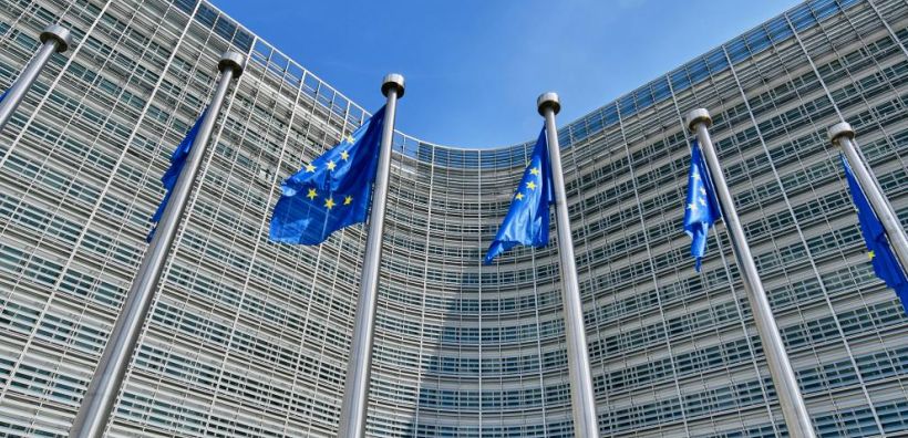 To νέο πλαίσιο για τις κρατικές ενισχύσεις στην ΕΕ – Τα μέτρα για ελάφρυνση στις τιμές της ενέργειας για τις ενεργοβόρες βιομηχανίες 
