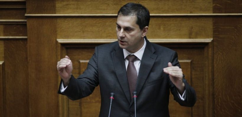 Θεοχάρης: Σε νομούς που αντιδρούν για τις ιδιωτικοποιήσεις της ΔΕΗ οι προσλήψεις