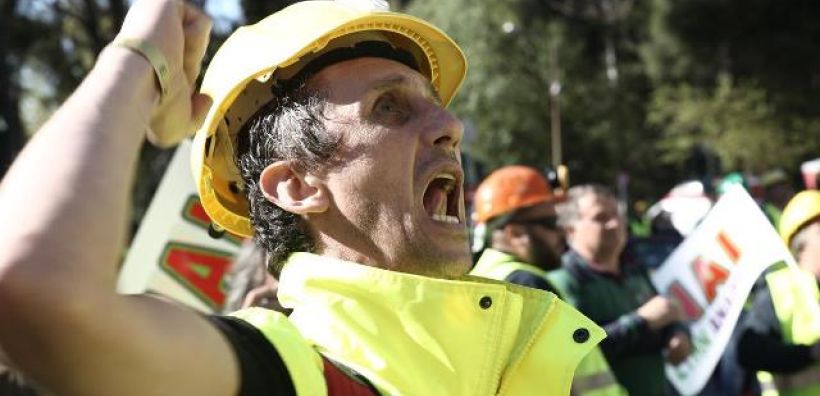 Κλείνουν επ’ αόριστον τους δρόμους από σήμερα οι μεταλλωρύχοι στη Χαλκιδική