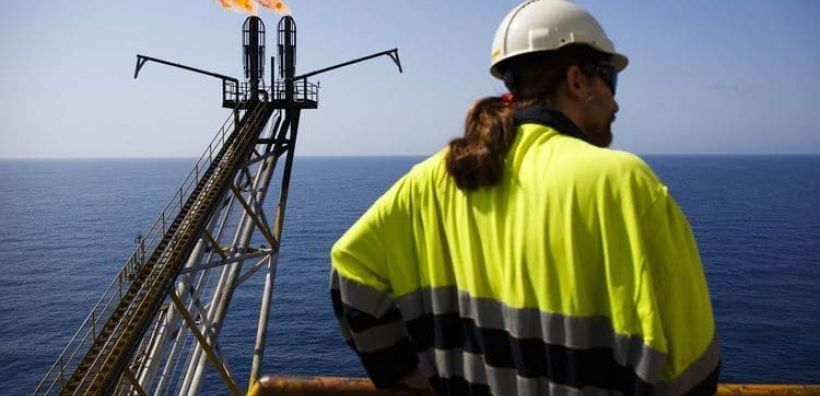 Χρέη 200 εκατ. δολ. προς διεθνείς πετρελαϊκούς ομίλους ξεπλήρωσε τον Ιανουάριο η Αίγυπτος