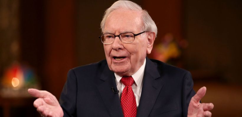Ο Warren Buffett επενδύει σε ορυκτά καύσιμα με τη βοήθεια του ESG