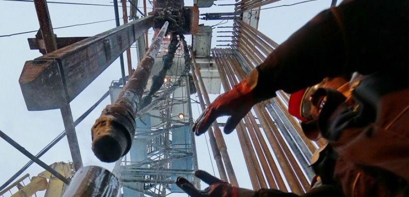 Νόβακ: Πετρέλαιο άνω των $60 θα οδηγήσει σε υπερπροσφορά