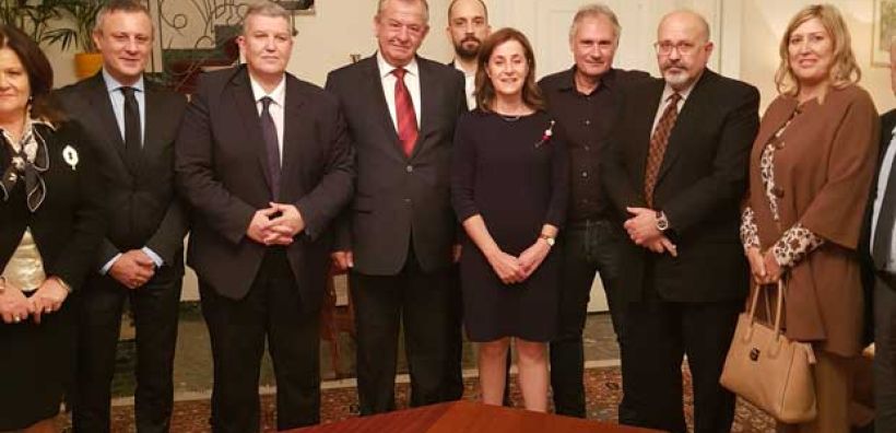 Τα ενεργειακά σε συνάντηση του Γ. Ντζιμάνη με την πρέσβειρα του Ισραήλ